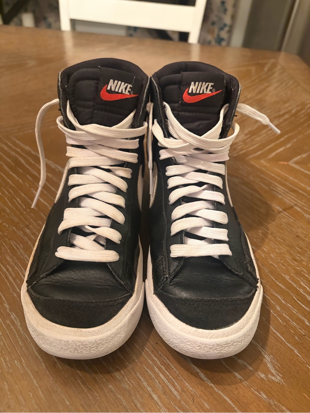 Nike Blazer Mid 77 “Vintage”High Top Sneakers Black/White Size Y5/W6.5